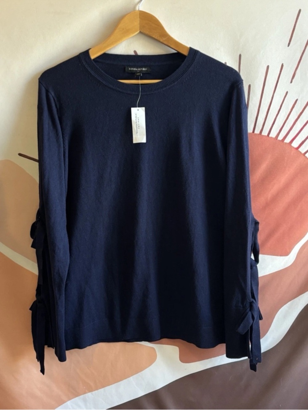 NWT Banana Republic Shirt Women’s Size XL Bow Accent Sleeve Top Navy Blue Luxury